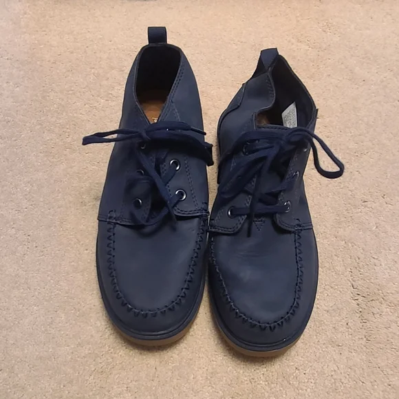 Toms Men\'s Navy Suede Lace-Up Chukka Style Casual Shoes with Brown Accents Mens Cordones Plus Sneaker Navy Canvas – TOMS.com main image 4